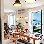 Spacious 3Br Seaview Apt Near Old Town & Beach