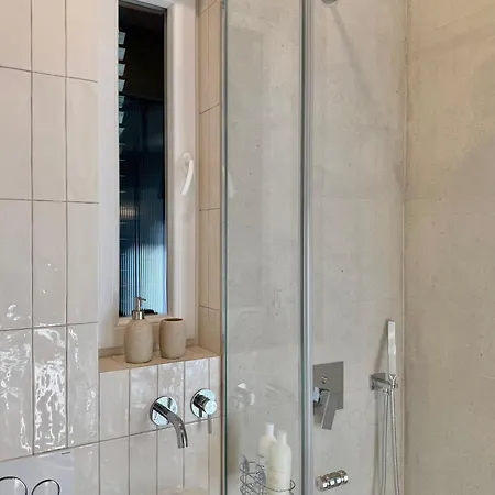 Spacious 3Br Seaview Apt Near Old Town & Beach דירה ספליט
