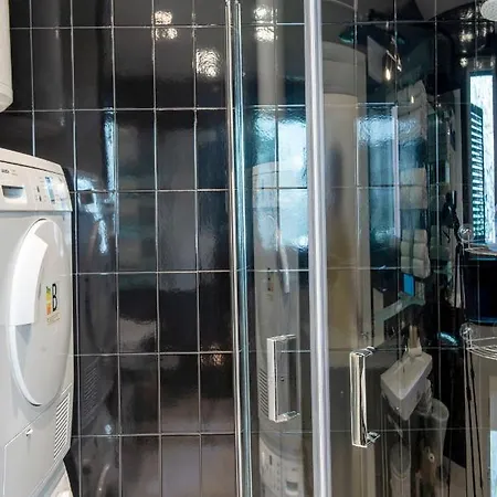 דירה Airy Seafront 1920s