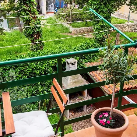 Airy Seafront 1920s ספליט