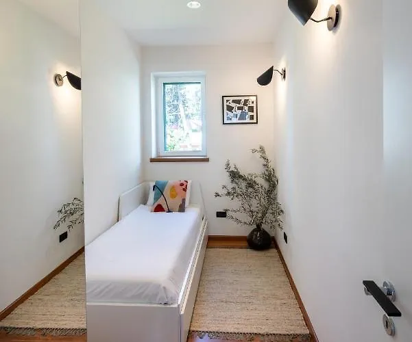 Lejlighed Airy Seafront 1920s Split