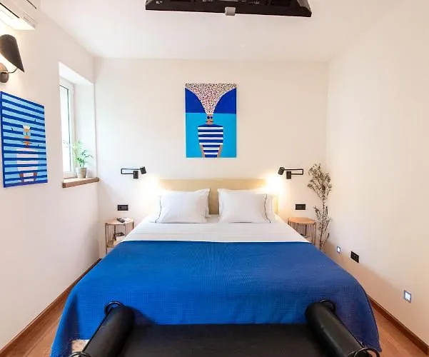 Airy Seafront 1920s Lejlighed