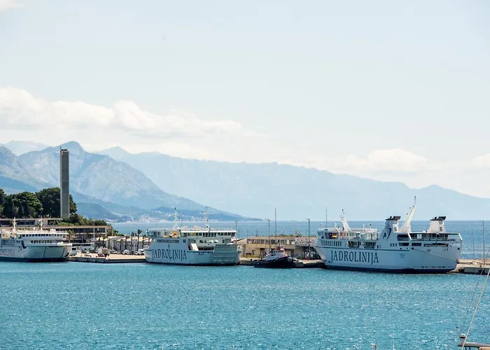 Lejlighed Airy Seafront 1920s *