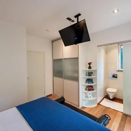 Appartement Airy Seafront 1920s